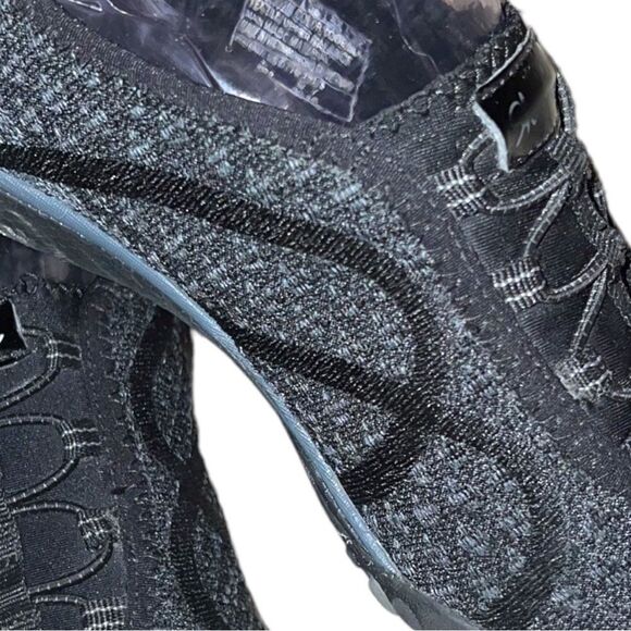 Skechers black breath easy infi-knity slip on shoes - Picture 3 of 13